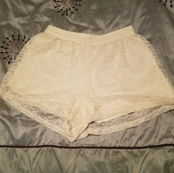 Lace shorts - Picture 1 of 1
